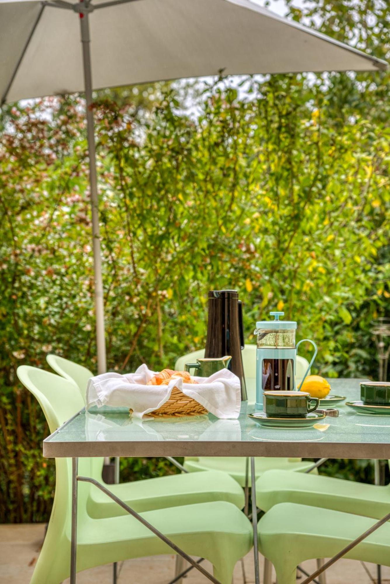 Le Domaine De La Tuilerie - Gite De Charme En Bord De Riviere Avec Piscine Servies-en-Val ภายนอก รูปภาพ